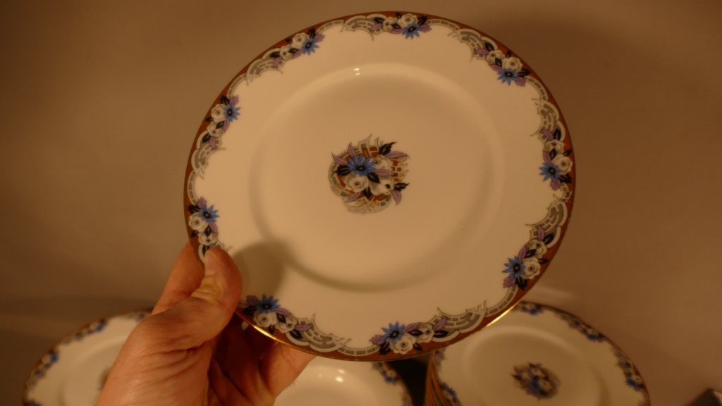 Partie De Service En Porcelaine De Limoges époque Art Déco – Image 4