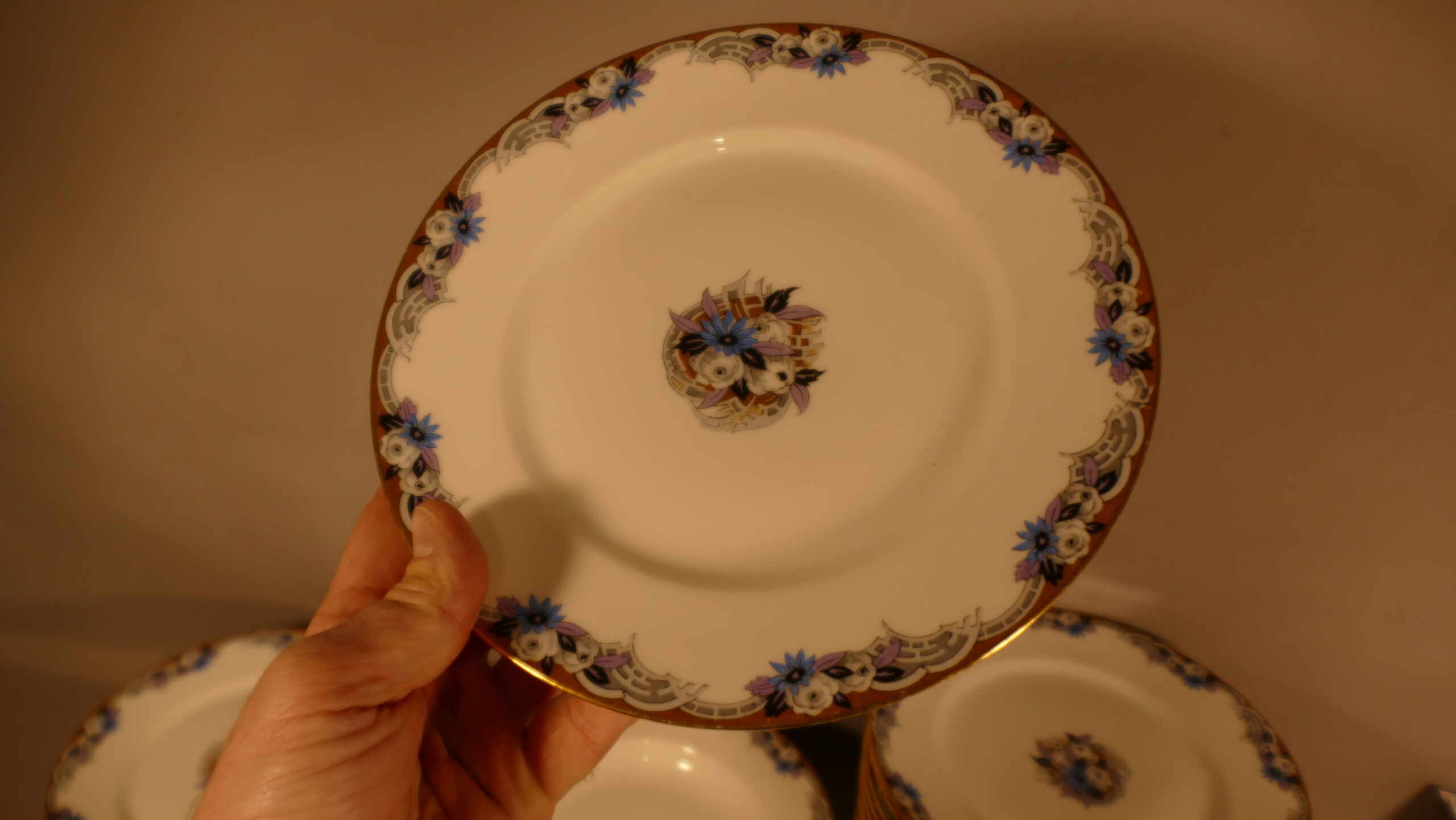 Partie De Service En Porcelaine De Limoges époque Art Déco – Image 3