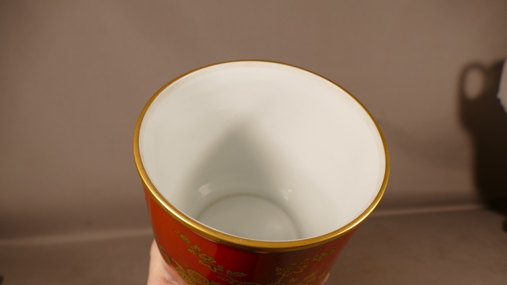 Bernardaud Séoul, Cache Pot En Porcelaine De Limoges Rouge Et Or – Image 7